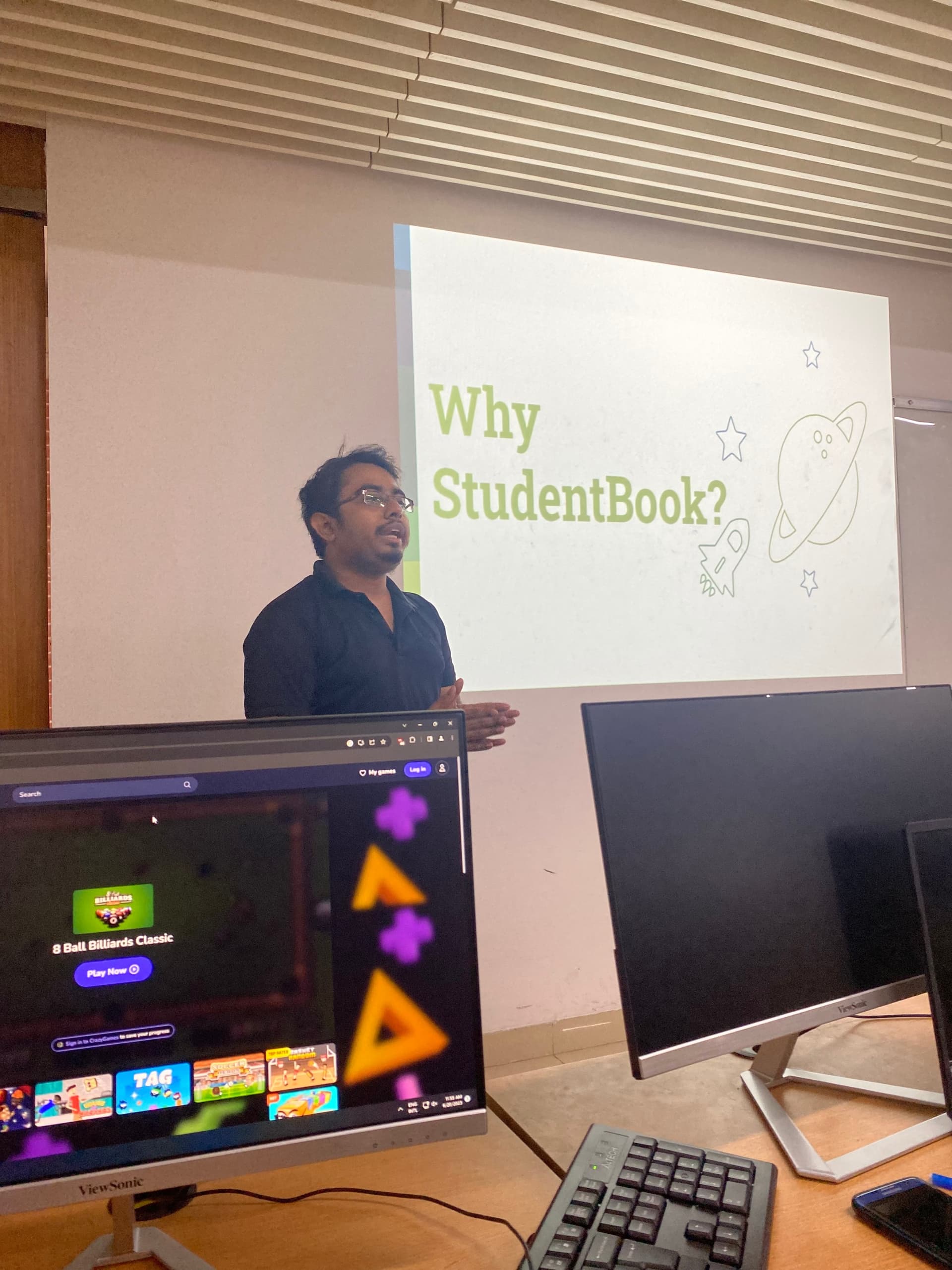 Demo · StudentBook